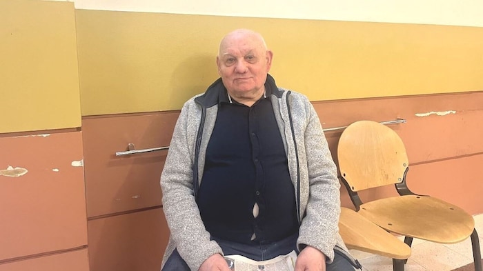 Der Einbrecherkönig Ernst Walter Stummer (85) fiel den zwei Prostituierten zum Opfer: „„Viel g‘funden haben‘s net.“ Es fehlten 50 Euro und eine Uhr.