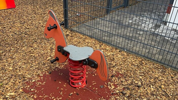 The child was severely malnourished when the emergency services arrived.