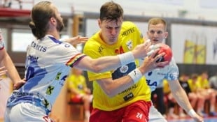 Daniel Dicker (re.) überzeugte gegen Ex-Klub Hard hinten wie vorne. (Bild: GEPA)