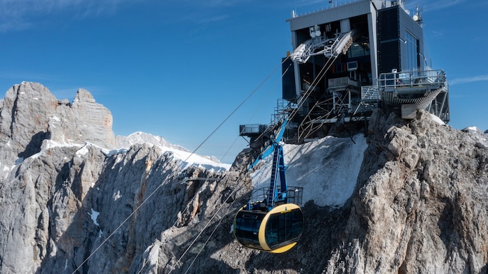 Ab Freitag befördert die Seilbahn wieder Besucher zur neu gestalteten Bergstation.
