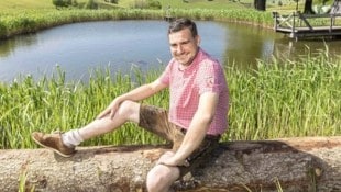 Der Traunviertler Mathias wünscht sich eine Partnerin, die offen auf Leute zugeht und mit ...