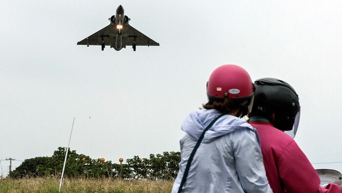 Ein Mirage-2000-Kampfjet der taiwanischen Armee über Nordtaiwan