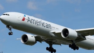 In einer Maschine der American Airlines fand die Frau einen „fliegenden Dreckstall“ vor.  (Bild: AFP)