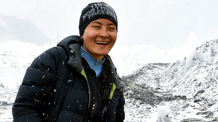 Phunjo Jhangmu Lama bestieg den Mount Everest in einer Rekordzeit von nur 14 Stunden und 31 Minuten.