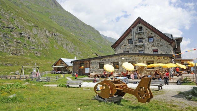Die Franz-Senn-Hütte ist das Flaggschiff der Sektion Innsbruck des Österreichischen Alpenvereins. (Bild: Peter Freiberger)