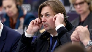 Im Mittelpunkt diverser Skandale: AfD-EU-Spitzenkandidat Maximilian Krah (Bild: AFP/FREDERICK FLORIN)