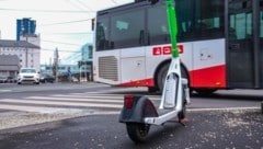 Scooter wie auf unserem Symbolbild sind nicht bei jedem Verkehrsunternehmen willkommen. (Bild: Einöder Horst)