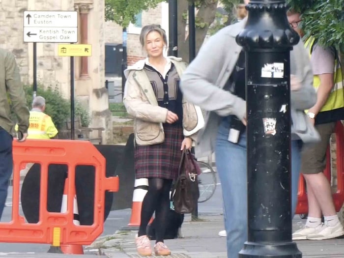 Renée Zellweger during the filming of "Bridget Jones - Crazy for Him" in London.