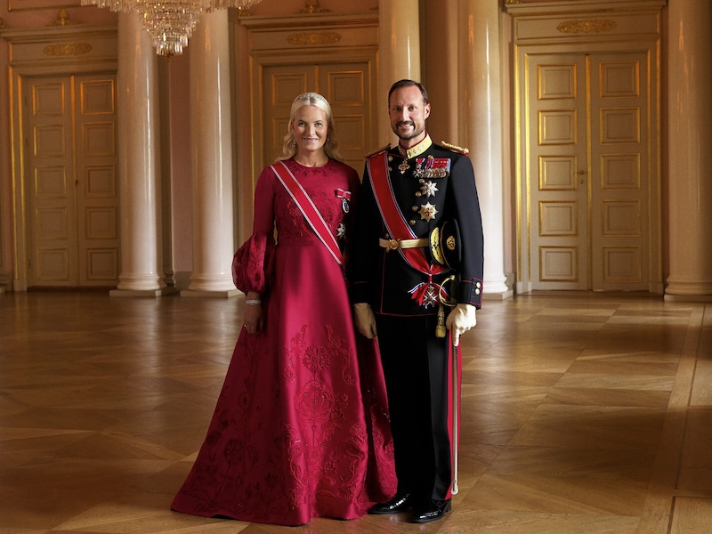 Kronprinz Haakon und Kronprinzessin Mette-Marit (Bild: Dusan Reljin / Det kongelige hoff)