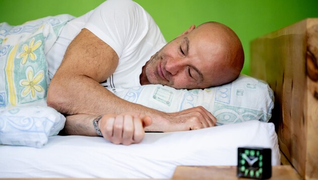 The St. Pölten fitness coach recommends seven to nine hours of sleep. (Bild: Imre Antal)