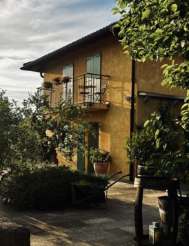 Delicious menus and the finest wines are served by the Kabaj winegrowing family.