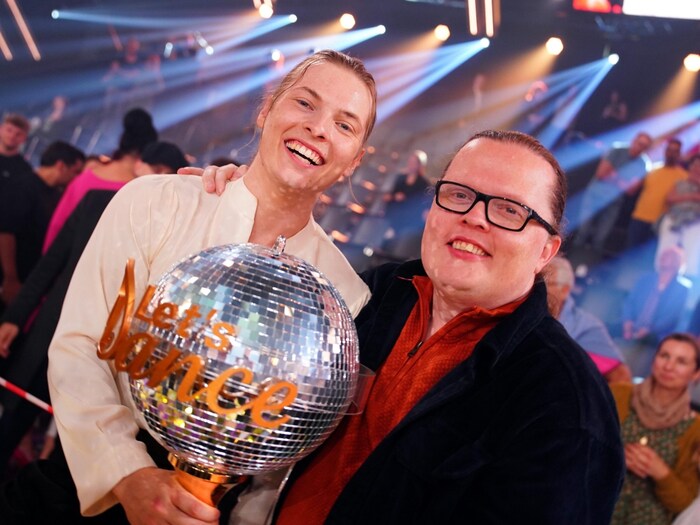  Gabriel Kelly und sind stolzer Papa Angelo Kelly