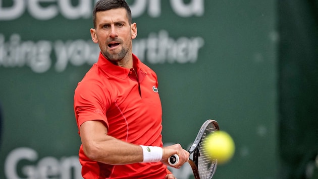 Novak Djokovic stapelt vor den French Open tief. (Bild: AFP/APA/Fabrice COFFRINI)