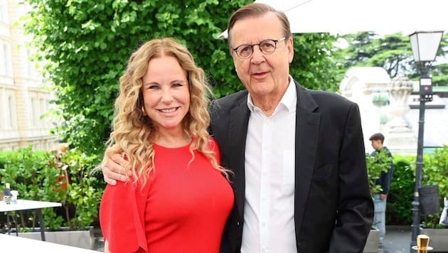 Top Austrian media manager Hans Mahr celebrated his birthday at Do &amp; Co in Vienna's Albertina. Together with his wife, RTL star Katja Burkard, he welcomed many celebrities from all genres. (Bild: Starpix/ Alexander TUMA)