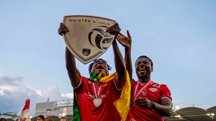 Michael Cheukoua und Kevin-Prince Milla feierten zu Recht. 
