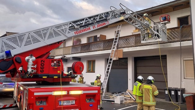 Die Feuerwehr St. Johann in Tirol musste ausrücken. (Bild: ZOOM Tirol)