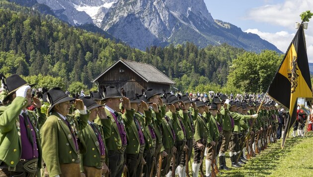 10.000 Schützen trafen sich am Sonntag in Garmisch. 
