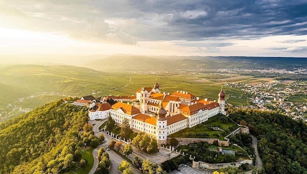 Göttweig Abbey towers majestically over the Wachau. Now they want to ennoble themselves with their own beer. (Bild: Stft Göttweig/Robert Herbst)