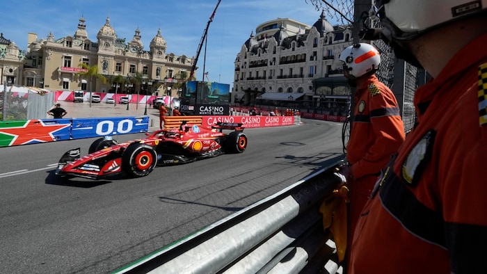 Charles Leclerc auf dem Stadtkurs von Monaco