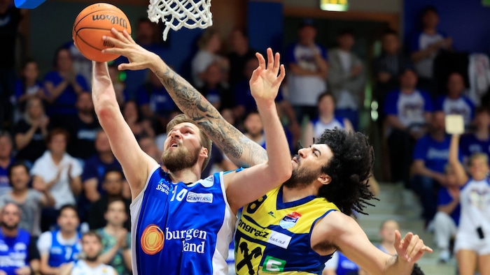 Daniel Köppel (left) was a "bench player" in the final against Graz.