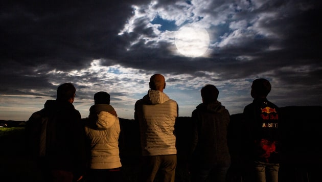 Ein außergewöhnliches Naturschauspiel erwartet Sie bei einer exklusiven Vollmondwanderung im Astronomischen Zentrum Martinsberg (AZM) im Waldviertel (Bild: Schindler Klaus)