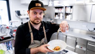 Christoph Vogler kocht diese Woche Kaspressknödel.