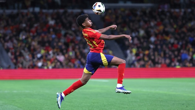 Barcelonas Lamine Yamal hat sich einen Platz im Kader erspielt. (Bild: AFP/APA/Pierre-Philippe MARCOU)