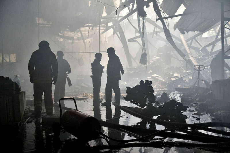 Russian bombing raids in Kharkiv are putting Ukraine under severe pressure. (Bild: AFP)