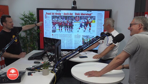 Sports editor Albert Kurka supported Patrick and Gunter with his ice hockey expertise. (Bild: Jomo KG)