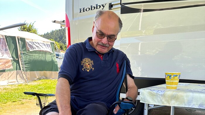 Ulrich K. (Name geändert) erlitt eine Verletzung am Schienbein.