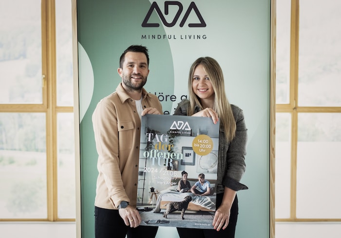 von links: Markus Höllerbauer (ADA Operations Manager) & Petra Schellnegger (ADA Team Leader ...