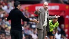 Mikel Arteta (l.) und Erik ten Hag (Bild: AP ( via APA) Austria Presse Agentur/ASSOCIATED PRESS)