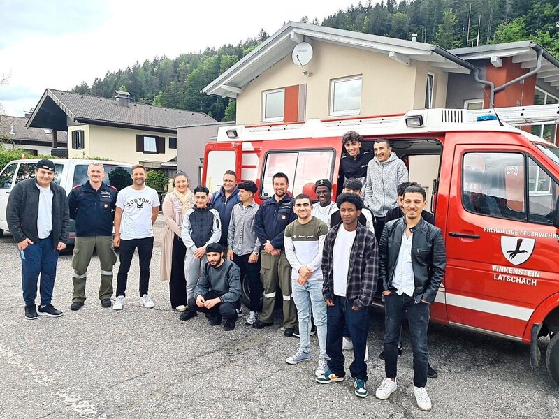 After an exciting day, the comrades in Latschach, Carinthia, are in a good mood. (Bild: BBU/Michael Lenz)