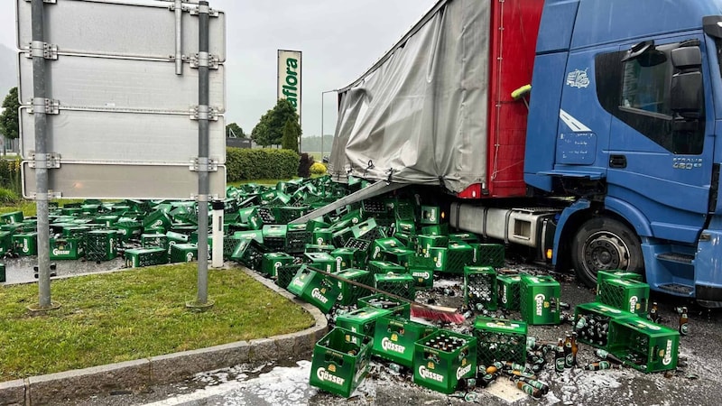 Dramatische Bilder aus Liezen (Bild: FF Liezen-Stadt)