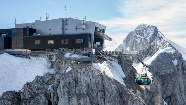 Dachstein Bergstation: Bis vor kurzem höchste Baustelle Österreichs auf 2700 Metern, jetzt ein moderner Tourismusmagnet. (Bild: Harald Steiner)