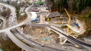 Derzeit ruhe die Arbeiten des umstrittenen Projekts in Feldkirch.
