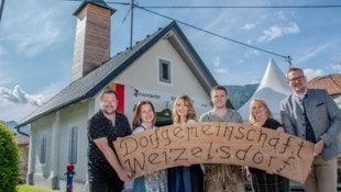 Das Feuerwehrhaus in Weizelsdorf wurde von der Dorfgemeinschaft modernisiert.