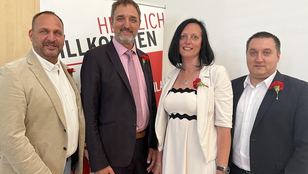 AK-Präsident Gerhard Michalitsch (2.v.l.) mit den Vizepräsidenten Bianca Graf, Bernd Weiß (1.v.r.) und Matthias Rehrl. (Bild: AK Burgenland)