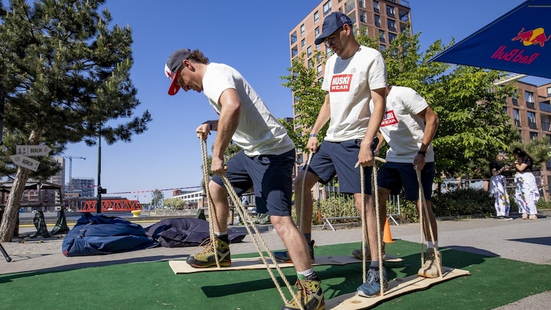 ... im schwedischen Malmö mussten sie mit „Skiern“ einen Abfahrtsparcours überwinden. (Bild: Red Bull Content Pool)