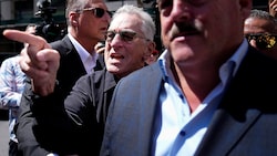 Robert De Niro im verbalen Infight mit Trump-Anhängern (Bild: APA/AP)