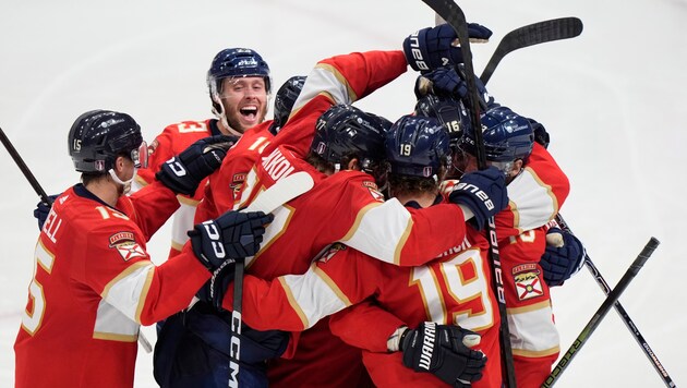 Großer Jubel bei den Florida Panthers. (Bild: Copyright 2024 The Associated Press. All rights reserved)