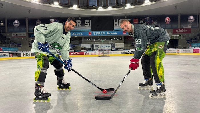 Tyrolean ice hockey veterans Alex Höller and Stefan Pittl play in the inline field hockey ...
