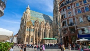 Wien ist bei Touristen hoch im Kurs. Dafür sorgen auch die bekanntesten Sehenswürdigkeiten , die alljährlich Millionen von Besucher anlocken. (Bild: stock.adobe.com)