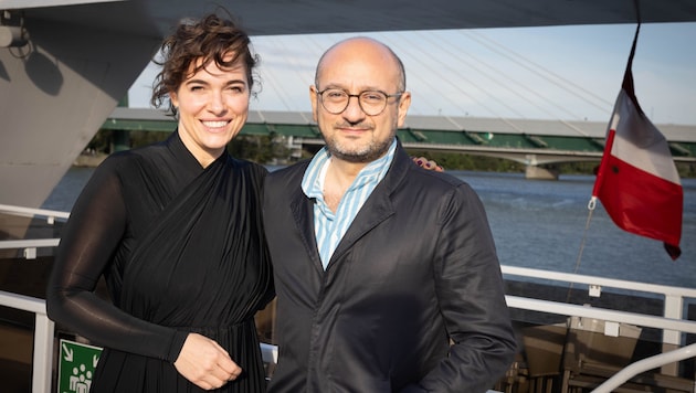 Az Osztrák Filmakadémia elnöksége: Verena Altenberger színésznő és Arash T. Riahi rendező és producer. (Bild: Akademie des österr. Films/Foto: eSeL.at – Lorenz Seidler)