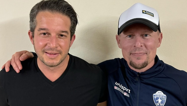 Bleiben ein Team: Gernot Plassnegger (re.) und der Sportliche Leiter Peter Lehner. (Bild: SV Oberwart)