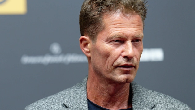 Til Schweiger is already back in hospital. To speed up the recovery process, the star's children have resorted to a drastic measure. (Bild: picturedesk.com/Henning Kaiser / dpa)