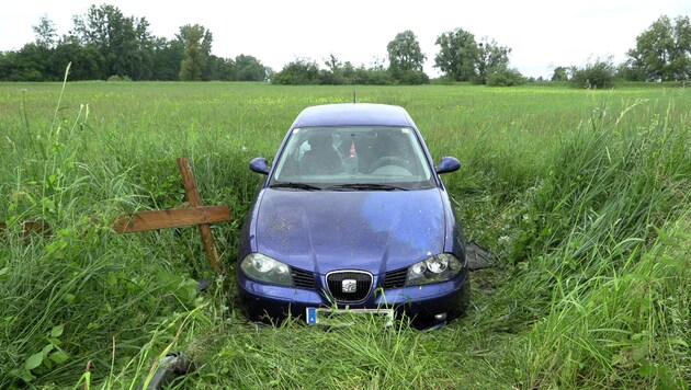 Der Autolenker blieb unverletzt, der Pkw nahm keinen allzu großen Schaden.