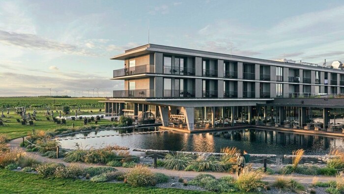 Im Scheiblhofer The Resort wird den Gästen jeder Wunsch von den Augen abgelesen. Der perfekte Ort, um neue Rock-Energie zu tanken.