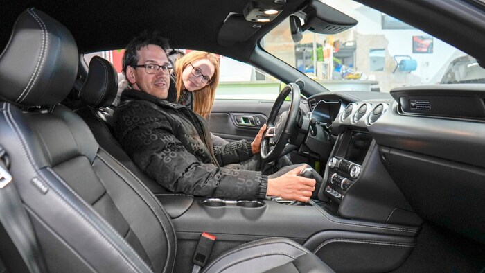 Thomas Egger vermietet mit Gattin Melanie amerikanische Flitzer.