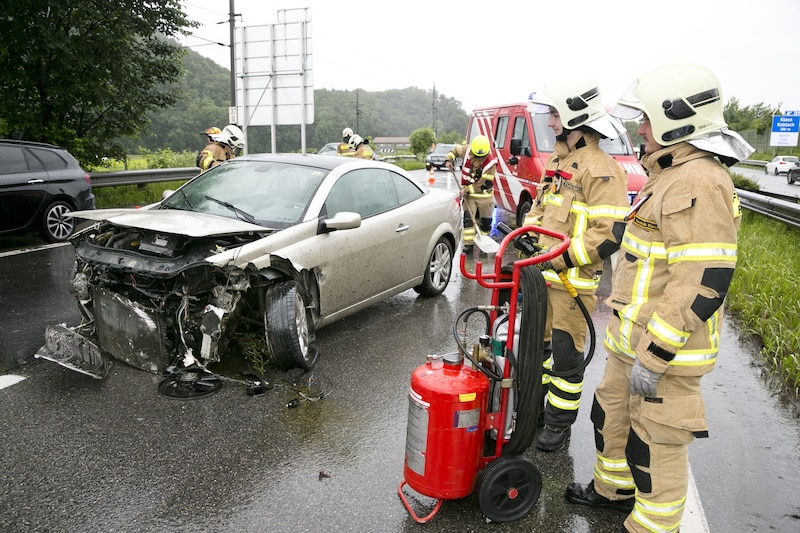 One driver lost control of her car due to aquaplaning. (Bild: Mathis Fotografie)